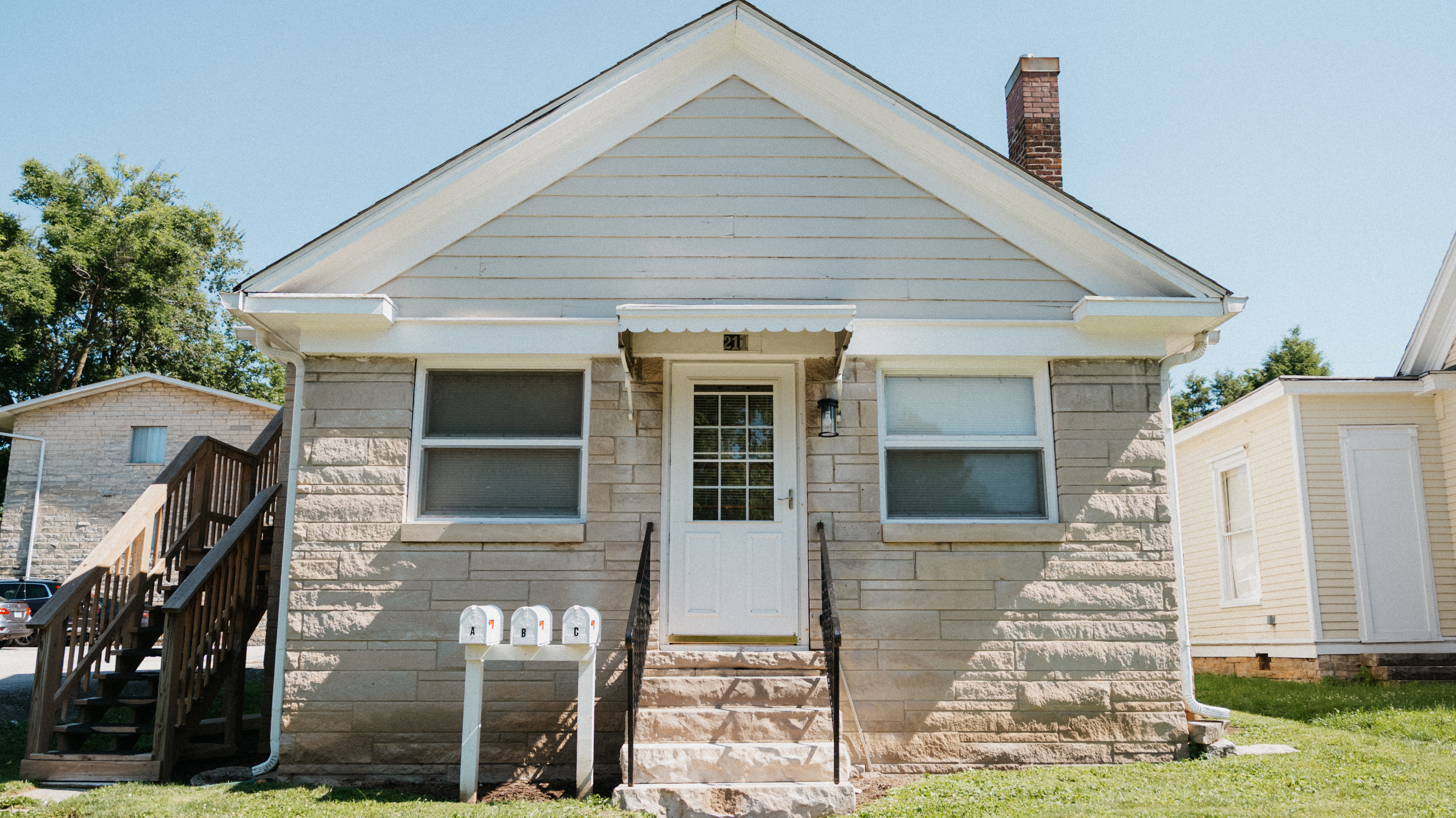 211 E. 1st Street, Unit B