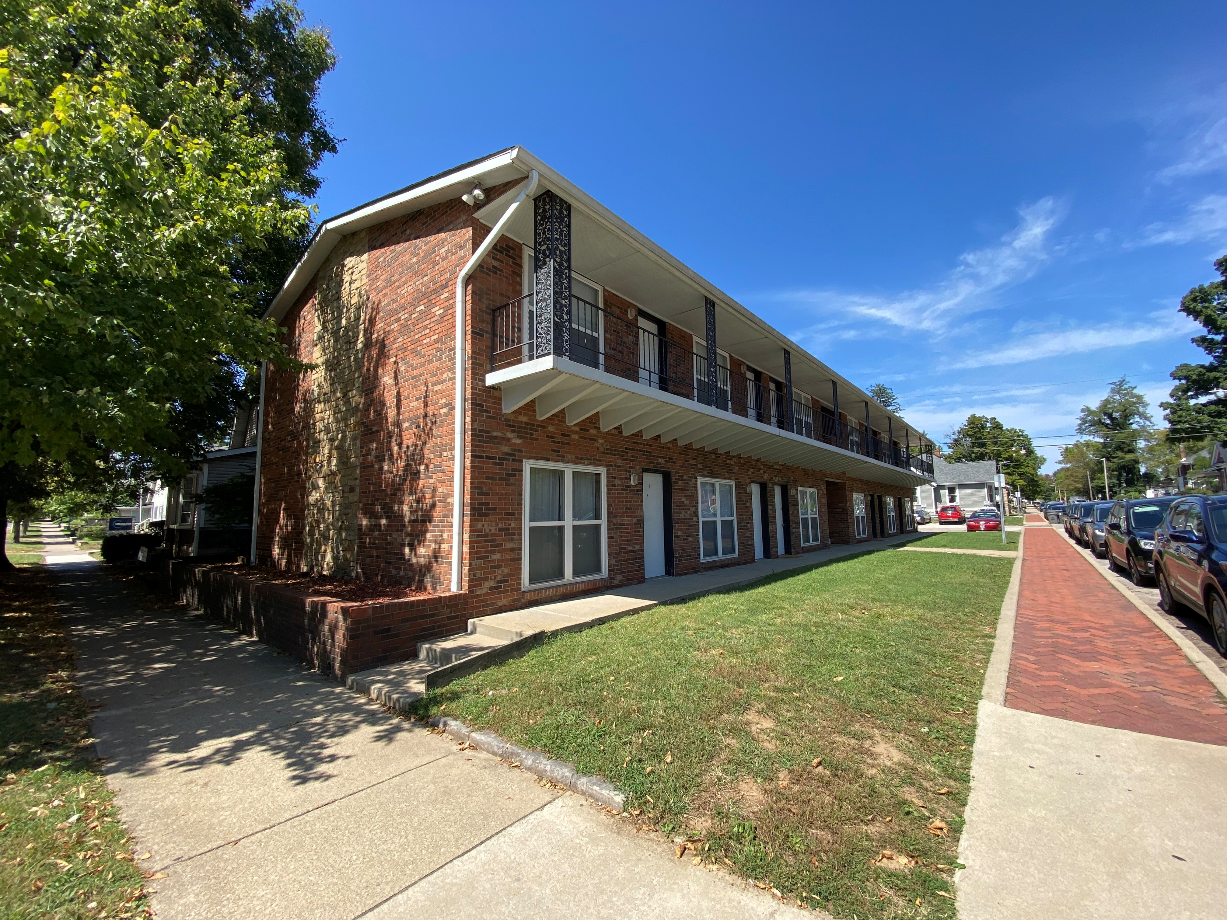 305 N Dunn Street