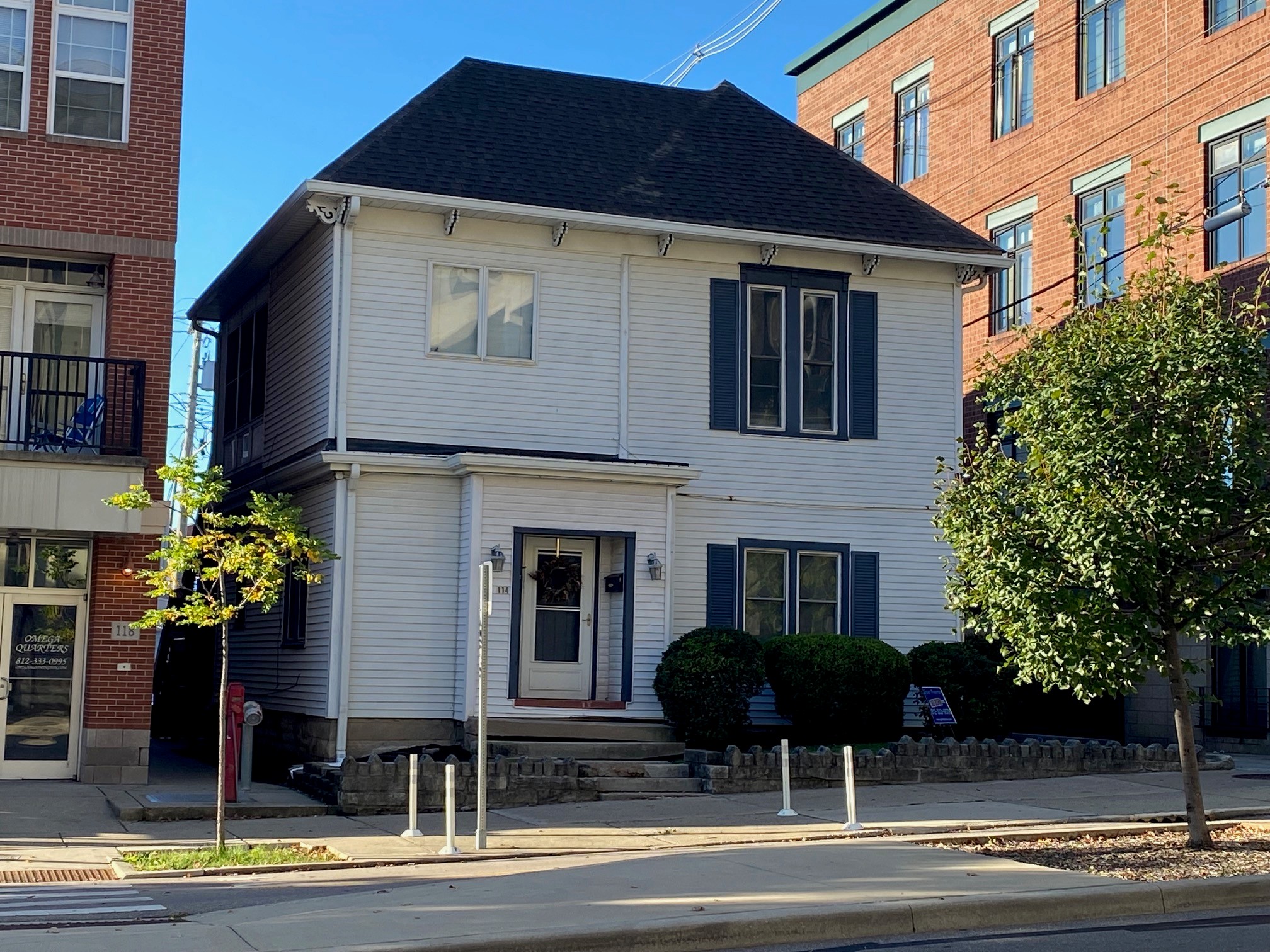 114 E 7th St, Unit 2