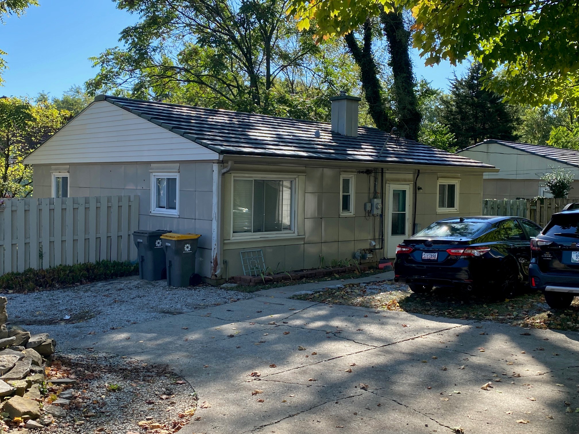 400 S Highland Ave